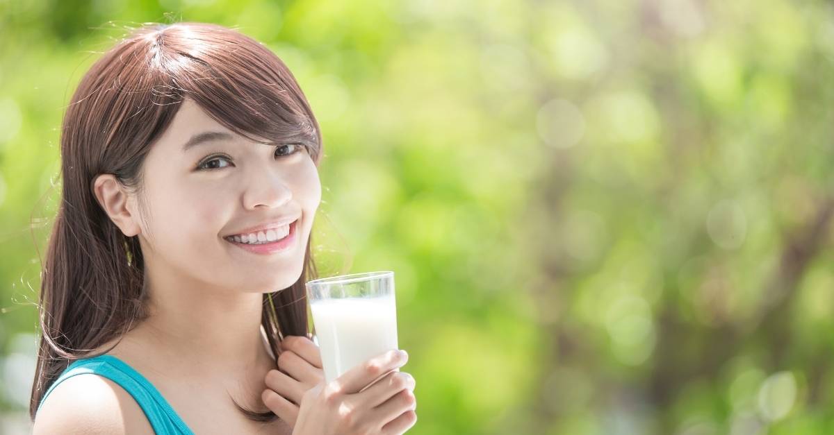 Uống sữa đúng thời điểm để đạt hiệu quả dinh dưỡng.
